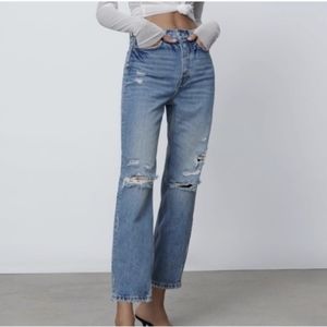 Zara Bliss Ripped  distressed Straight Jeans 4